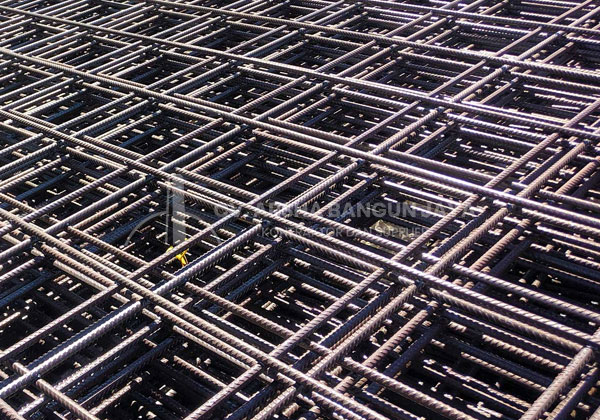 Jangan biarkan stok material jadi titik macet proyek.